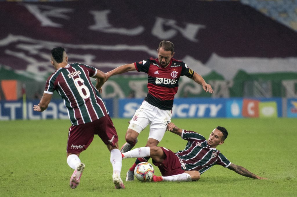 CBF confirma Flamengo x Fluminense na Neo Química Arena pelo Brasileirão