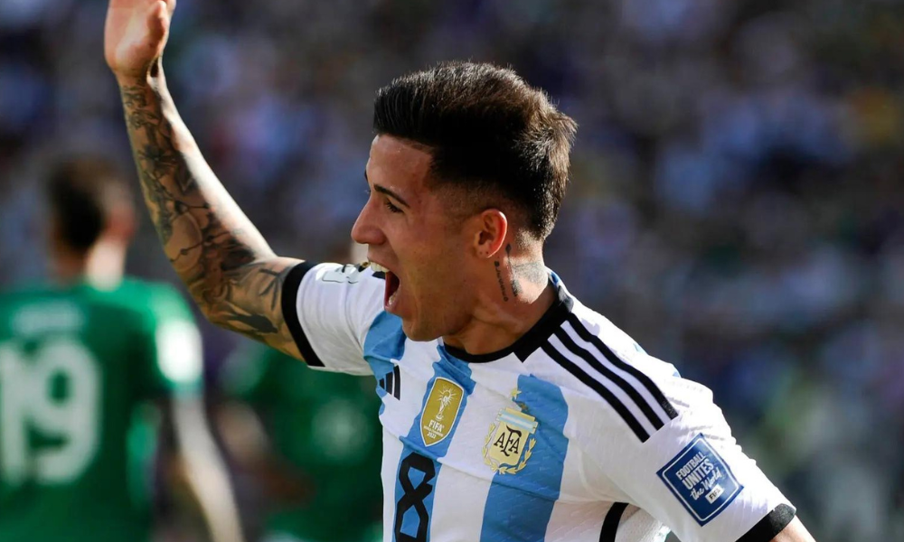 Sem Messi, Argentina vence Bolívia por 3 a 0 em La Paz e segue 100% nas Eliminatórias