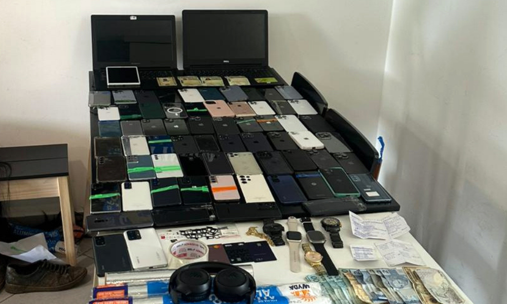 Grupo é preso com mais de 60 celulares furtados durante o Tomorrowland Brasil