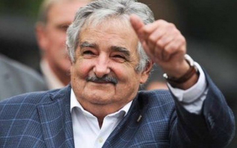 José Mujica é internado e passa por cirurgia para remover espinha de peixe entalada no esôfago