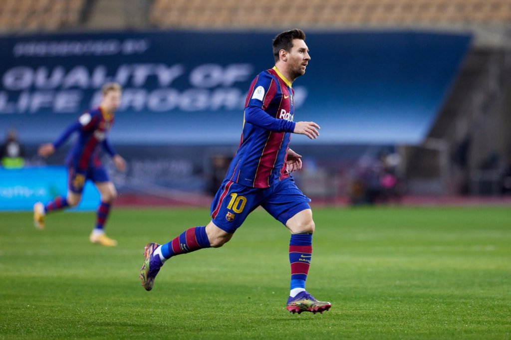 Diretor esportivo do PSG confirma interesse na contratação de Messi ao final da temporada