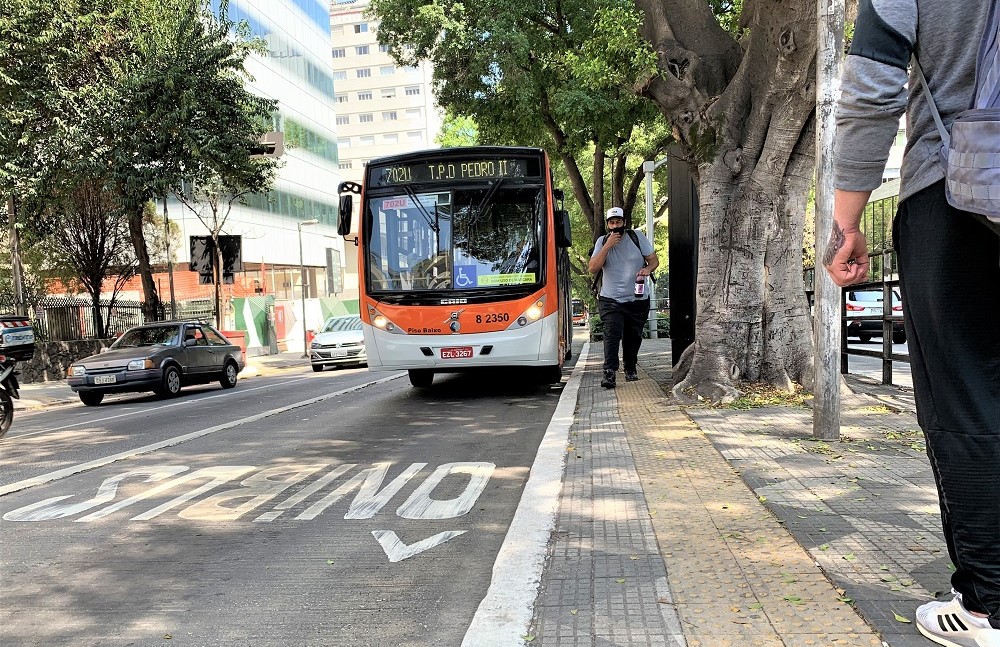 Ricardo Nunes estuda zerar tarifa de ônibus em São Paulo