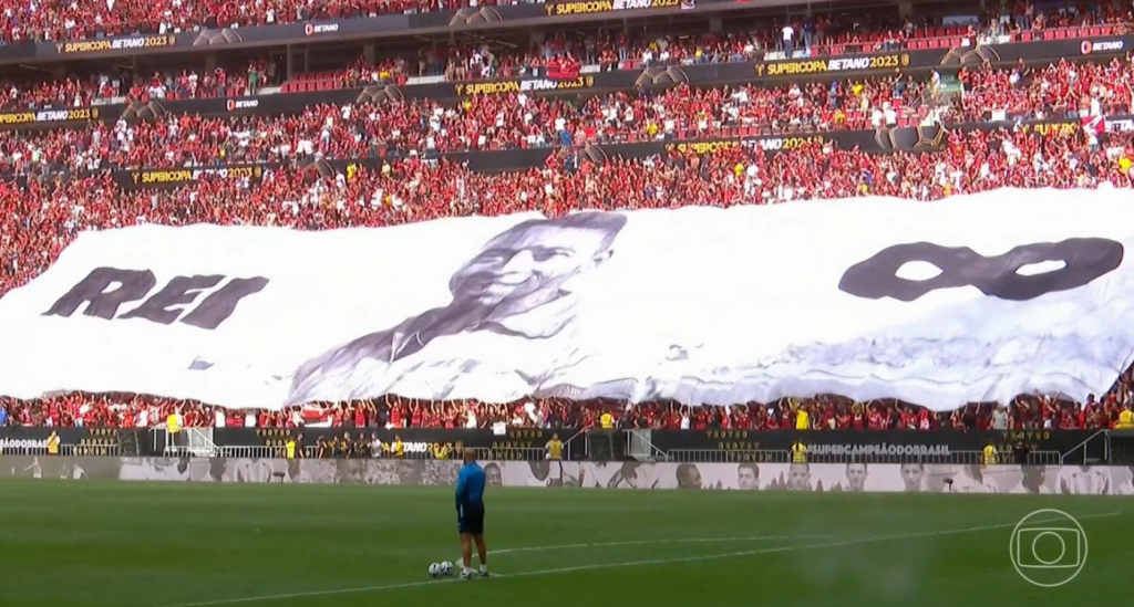 CBF faz homenagem a Pelé antes do início da Supercopa do Brasil