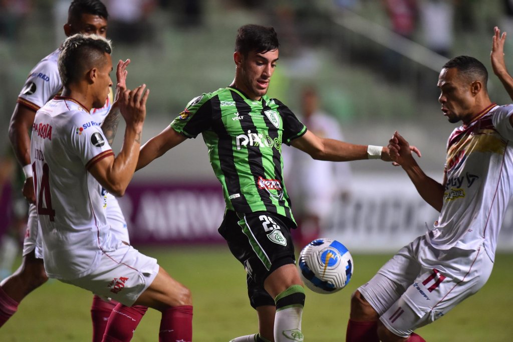 Tolima marca no fim e América-MG perde mais uma na Libertadores