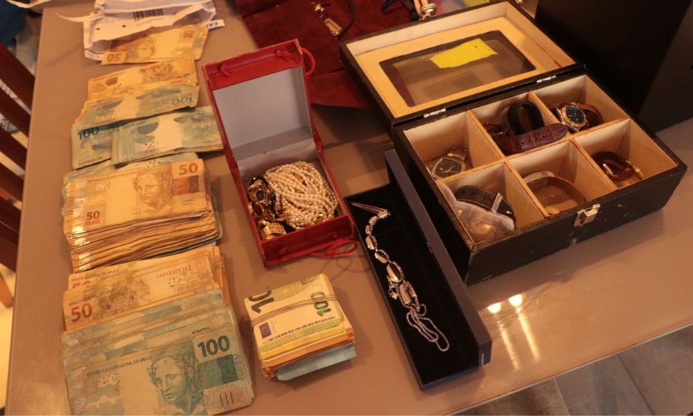 PF deflagra operação contra lavagem de dinheiro oriunda do tráfico transnacional de drogas