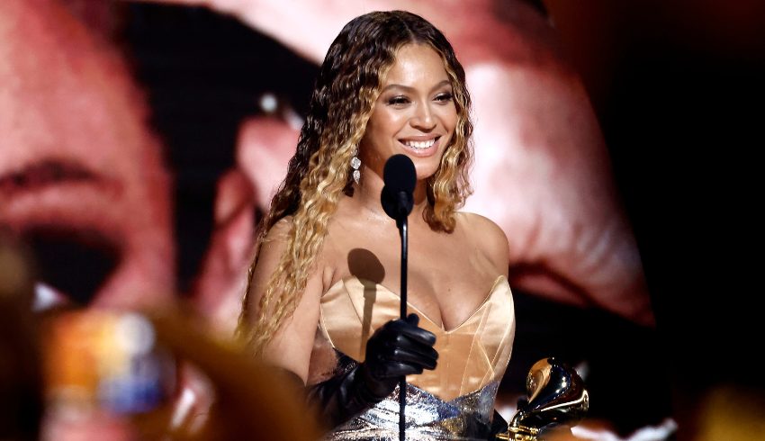 Beyoncé desembarca em Salvador para evento de lançamento de filme