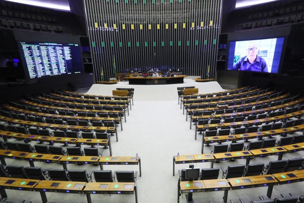 Partidos que fecharam questão contra PEC do voto impresso entregaram 170 votos favoráveis