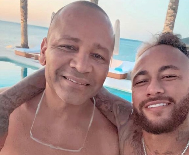 Pai de Neymar recebe voz de prisão por desacatar autoridade durante fiscalização em mansão do jogador