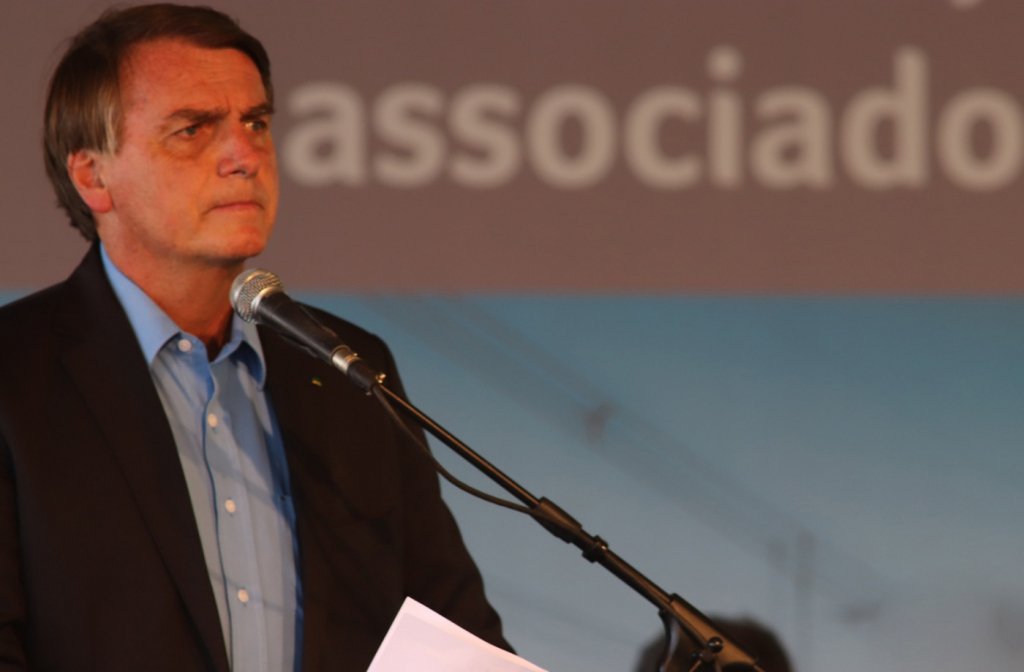 Bolsonaro nega provocação a governadores ao divulgar repasses a estados
