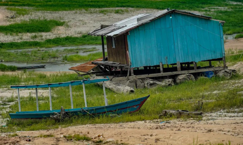 Bacia Amazônica registra menor volume de chuva em mais de 40 anos