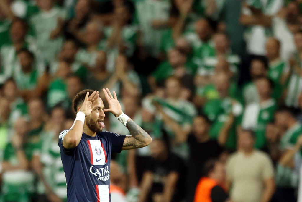 Neymar se revolta com cartão amarelo por comemoração na Champions: ‘Falta de respeito’
