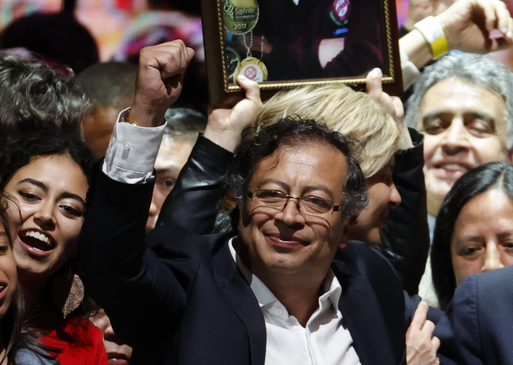 Eleição na Colômbia traz ‘insegurança’, mas não deve refletir no Brasil, diz especialista