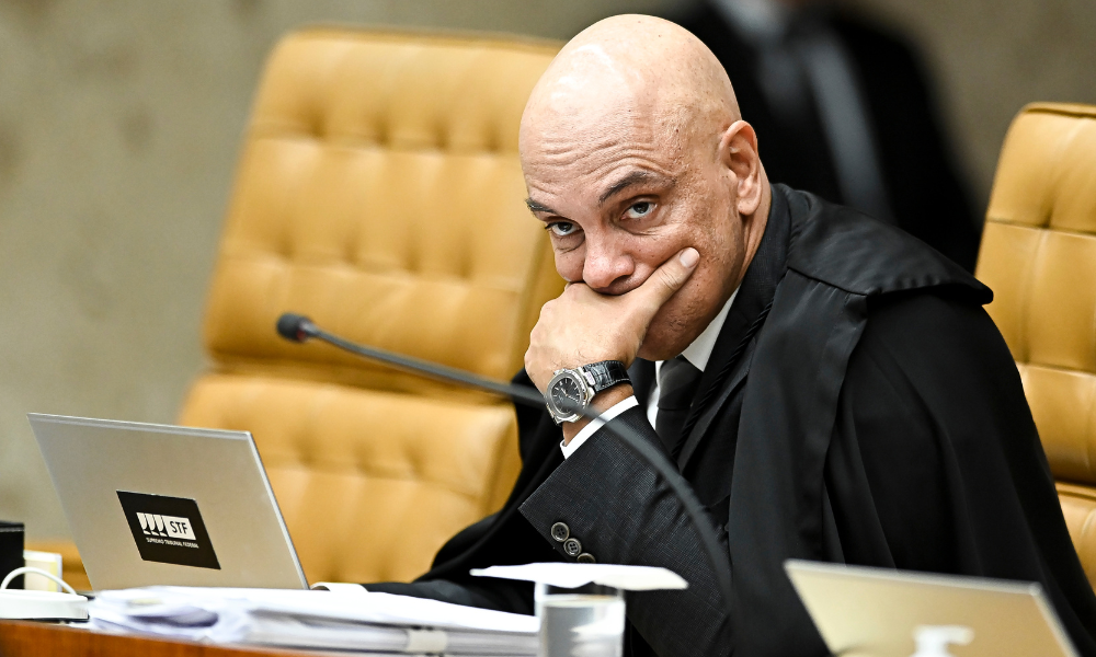 Alexandre de Moraes convoca Primeira Turma do STF para julgar suspensão do X