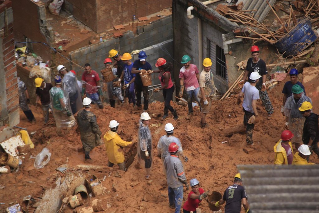 Em 1 mês, São Paulo tem mais mortes por deslizamentos que em todo 2021