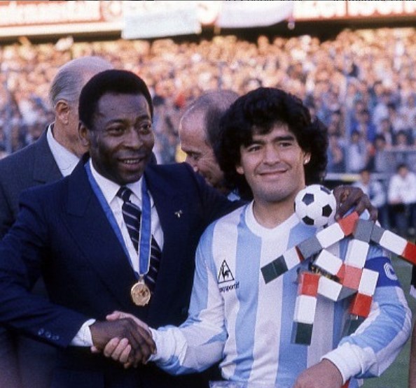 Pelé revela como ‘vencia’ debates com Maradona sobre quem foi o melhor da história