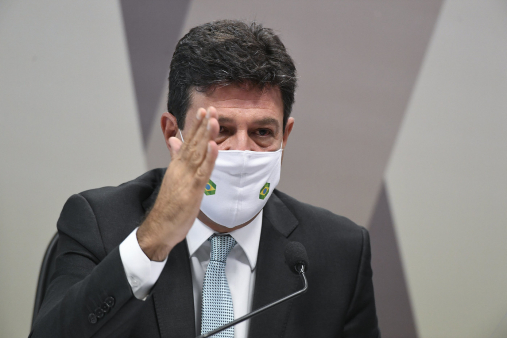 Oposição e apoiadores de Bolsonaro fazem ‘guerra de narrativas’ com depoimento de Mandetta