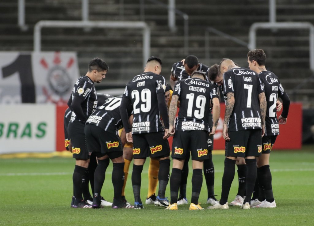 Corinthians x Atlético-GO: Sylvinho deve promover mudanças na escalação; confira