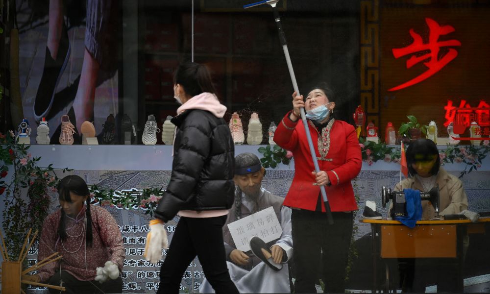China planeja aumentar idade mínima da aposentadoria para lidar com crise demográfica