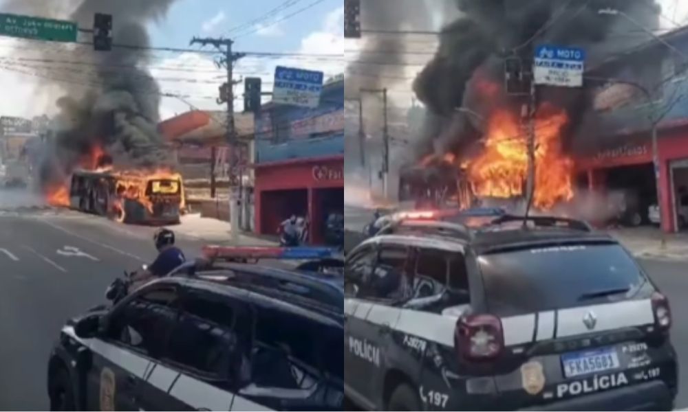 Ônibus pega fogo, trafega desgovernado por avenida em São Paulo e só para após colidir com poste 