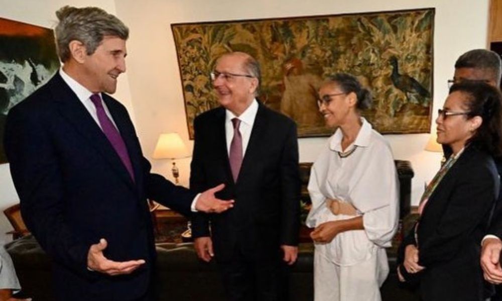 John Kerry reforça disposição dos EUA em financiar Fundo Amazônia