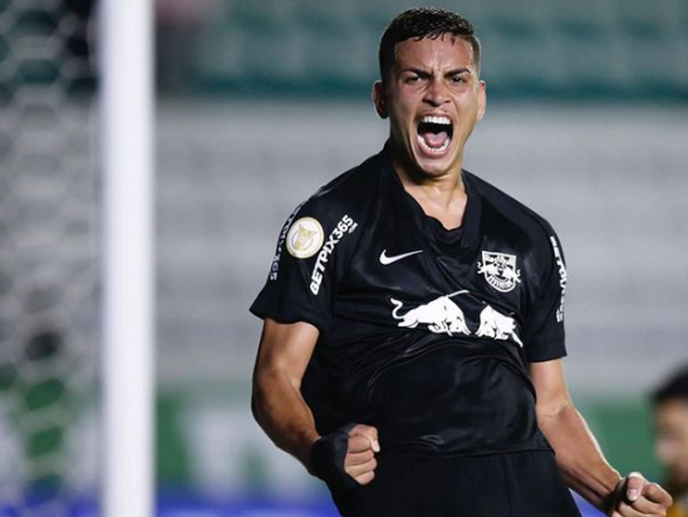 Palmeiras e Red Bull Bragantino rescindem com Renan por justa causa 