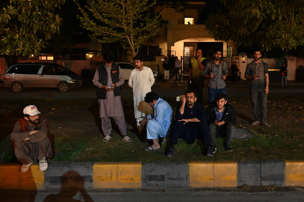 Forte terremoto é registrado no Afeganistão e deixa dois mortos