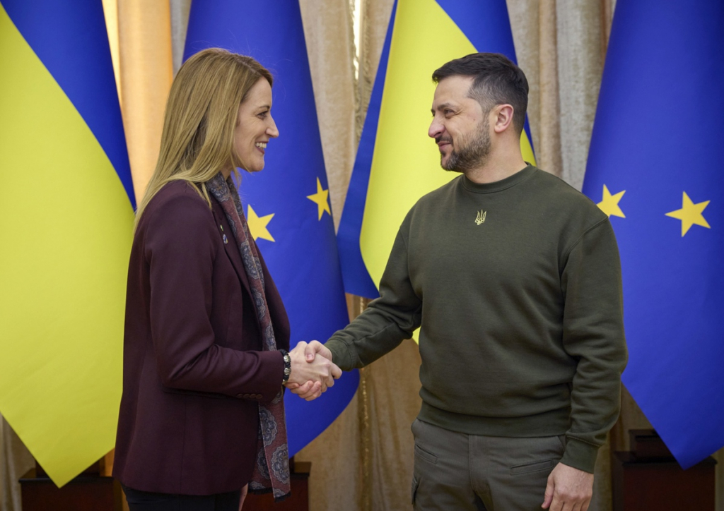 Zelensky espera iniciar negociações de adesão da Ucrânia à União Europeia ainda este ano