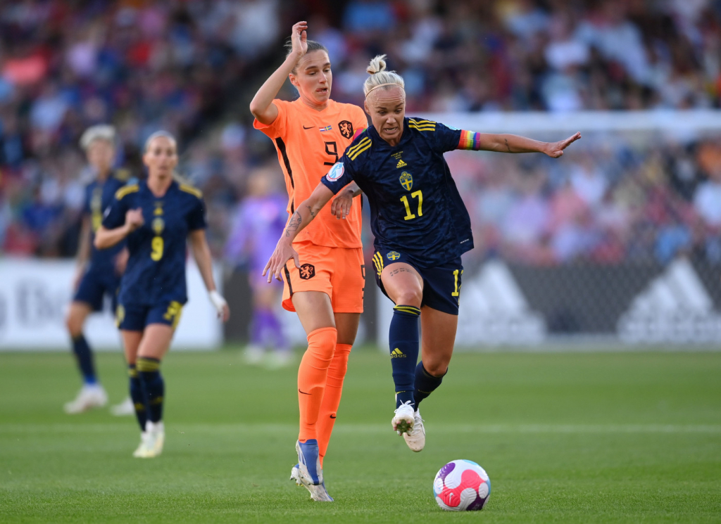 Atual campeã, Holanda empata com a Suécia por 1 a 1 em estreia na Eurocopa feminina