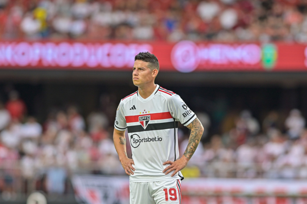 James Rodríguez não viaja com o São Paulo para a final da Supercopa