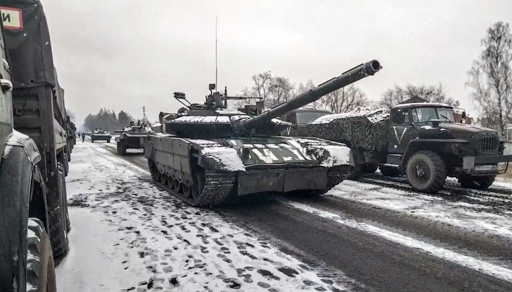 Unidades russas que sofrem grandes perdas saem da Ucrânia, diz inteligência do Reino Unido