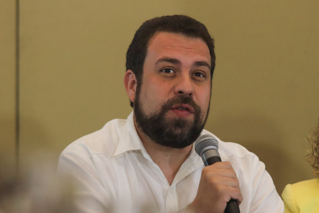 PSOL diz que vai quitar dívida de campanha de Boulos