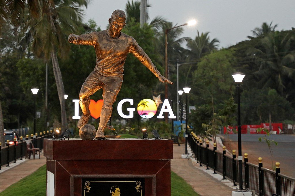 Estátua de Cristiano Ronaldo em Goa, na Índia, vira alvo de protestos