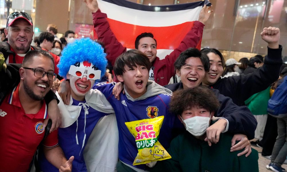 China censura imagens de pessoas sem máscaras na Copa do Mundo