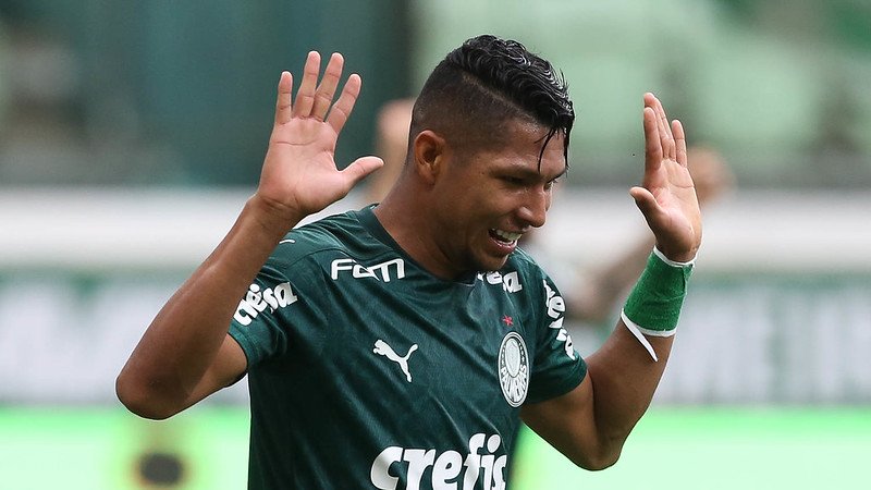 Palmeiras consegue vitória jurídica e livra atacante Rony de punição da Fifa