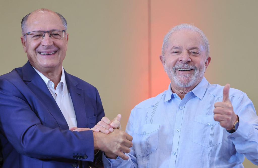 PSB oficializa Alckmin como vice de Lula na chapa com PT