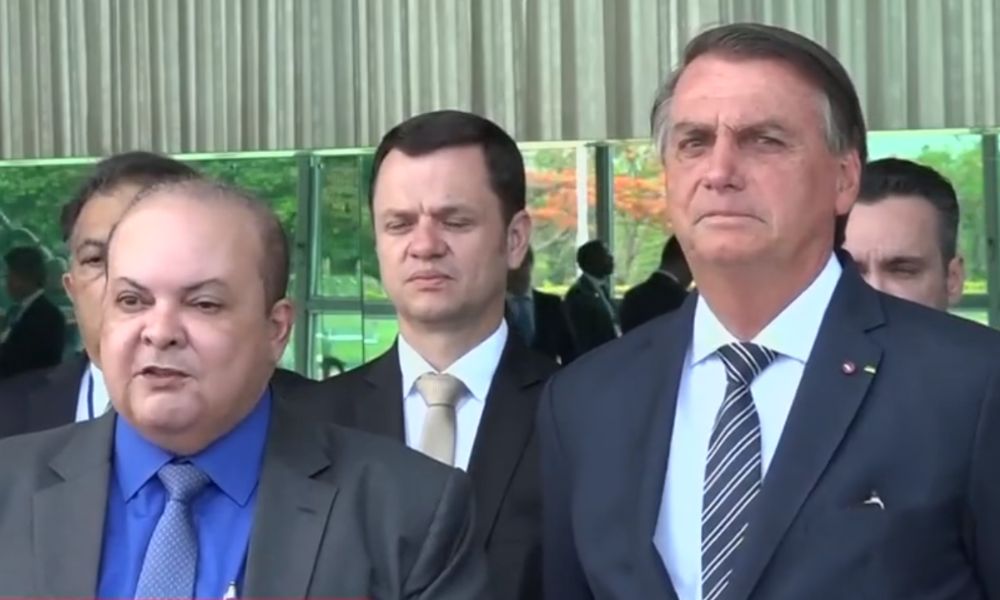 Ibaneis Rocha oficializa apoio a Bolsonaro no 2º turno e alfineta Tebet: ‘Nunca chegou a me ligar’