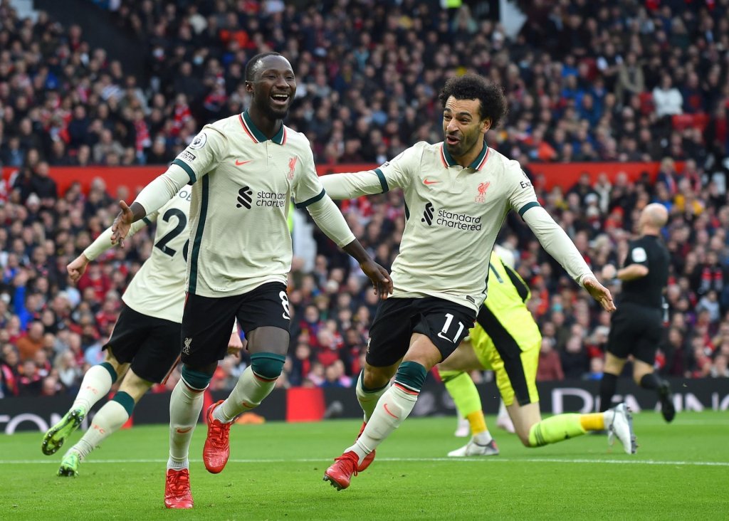 Salah brilha e faz três gols em massacre do Liverpool sobre o Manchester United 