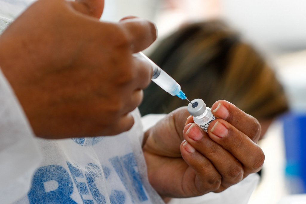 Ministério da Saúde anuncia compra de mais 100 milhões de doses da vacina da Pfizer