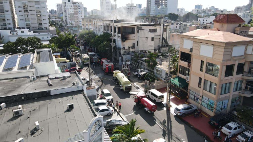 Incêndio em emissora de TV da República Dominicana deixa um morto e três feridos