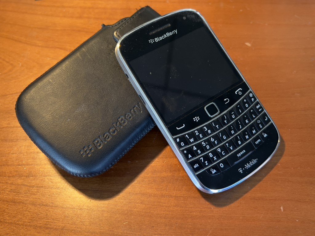 Blackberry encerra serviços para sua linha de smartphones