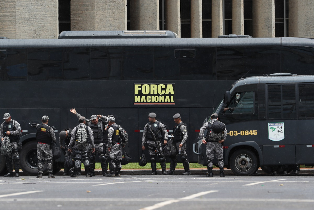 Força Nacional chega em Roraima para reforçar segurança durante retirada de garimpeiros de terras do povo Yanomami