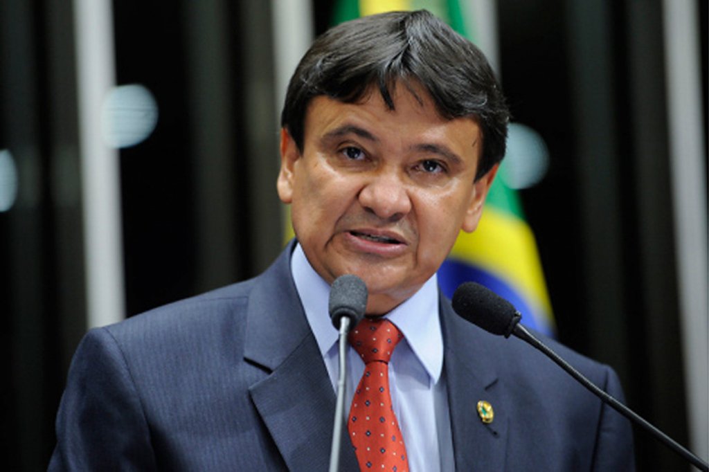 Mais 10 milhões de doses de Oxford virão da Índia até 8 de fevereiro, diz governador do Piauí