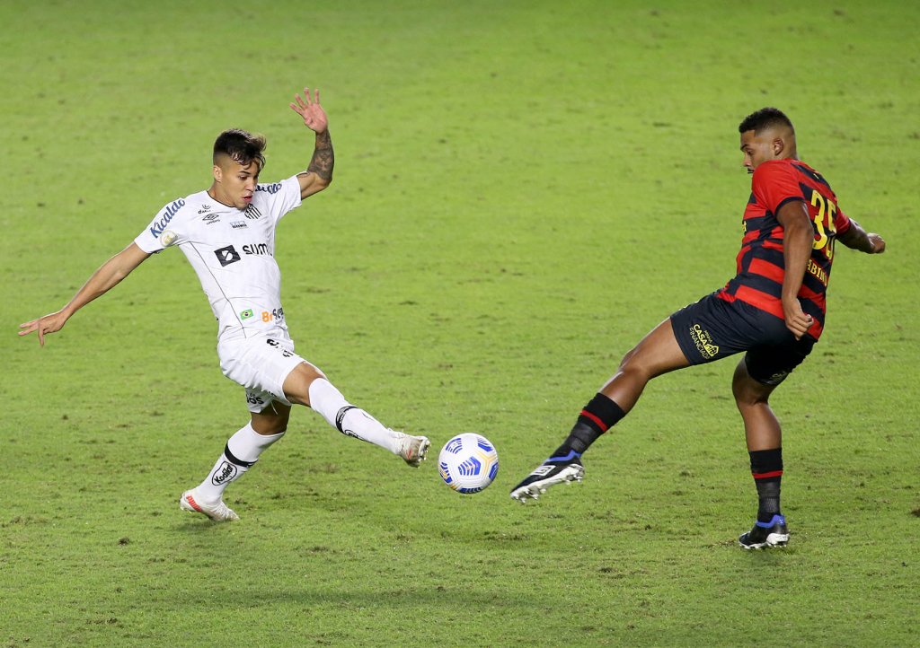 Santos empata sem gols com o Sport na Vila Belmiro