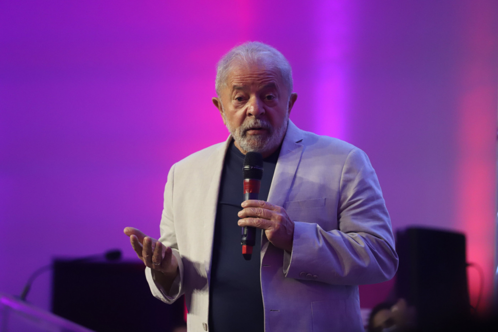 Em evento, Lula critica Bolsonaro e diz que Doria ‘não tem futuro político’