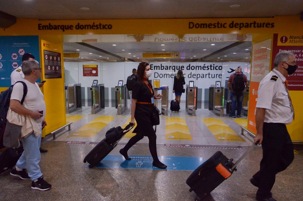 Voos são cancelados no Aeroporto de Guarulhos após suspeita de incêndio