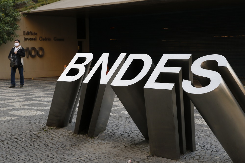 BNDES mantém provas de concurso em SP, apesar da falta de energia em algumas regiões 