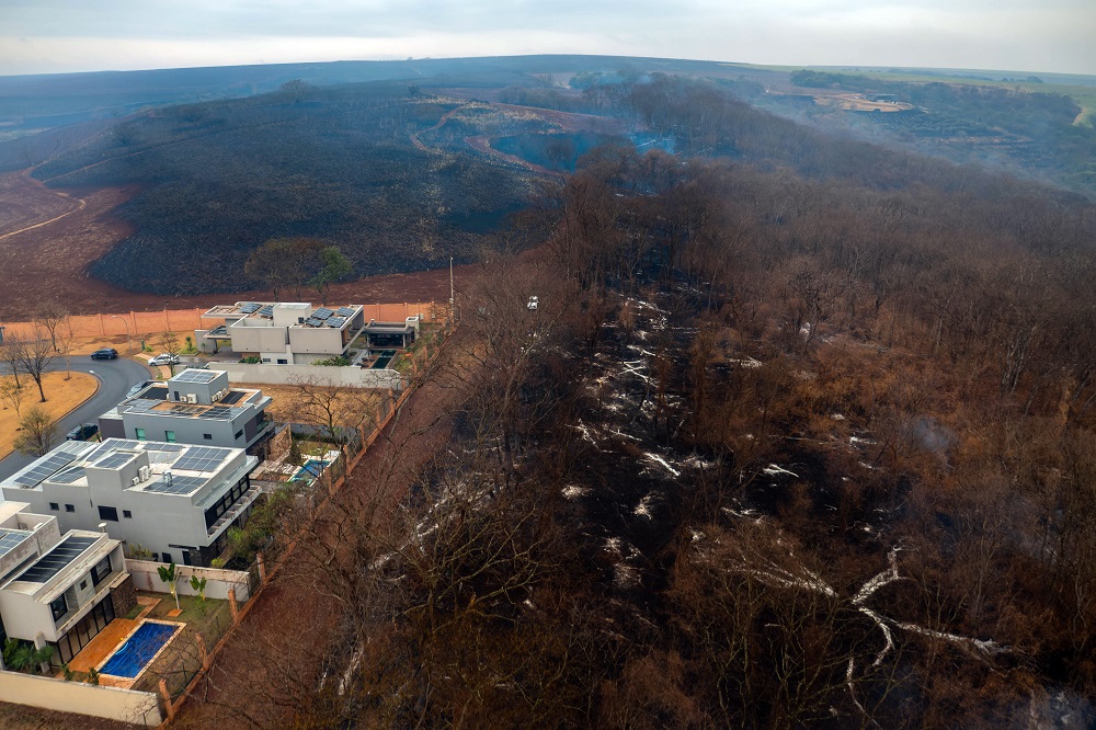 Ribeirão Preto suspende aulas da rede municipal nesta segunda após incêndios