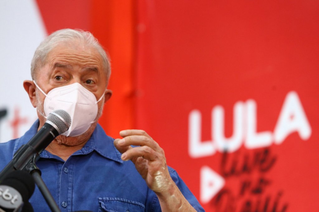 Lula diz que Bolsonaro não deve ser criticado por Auxílio Brasil de R$ 400