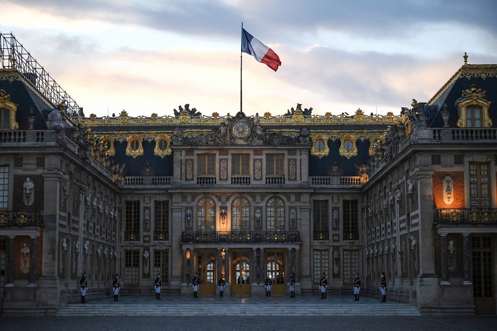 Nova ameaça de bomba faz Palácio de Versalhes ser evacuado pela 6ª vez em 8 dias