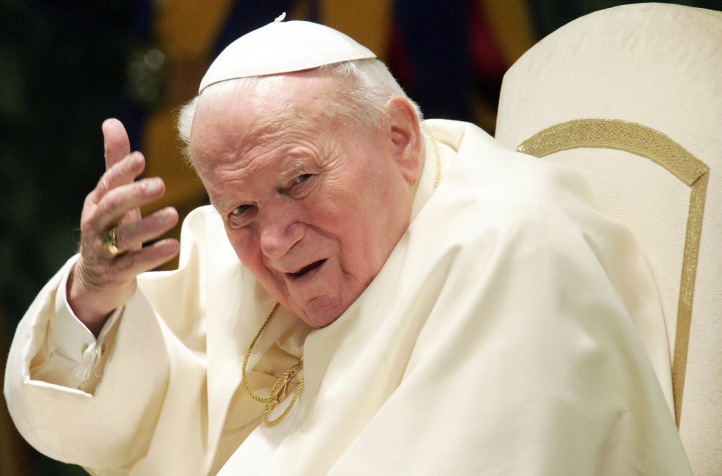 João Paulo II ocultou casos de pedofilia na Polônia antes de se tornar Papa, indica investigação